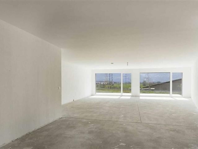 Neue Gewerbefläche von 175 m² – außergewöhnlicher Preis