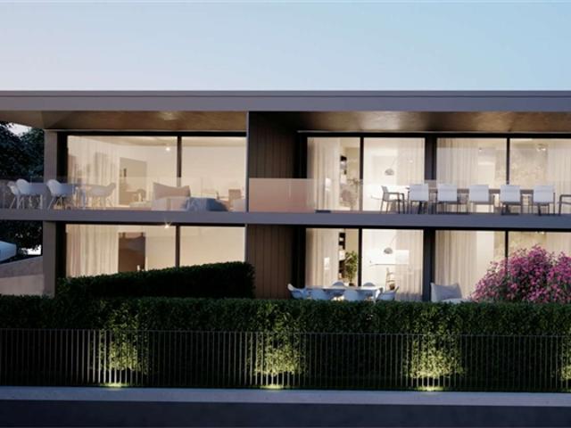 NEUE WOHNUNG MIT GARTEN IM RESERVIERTEN BEREICH