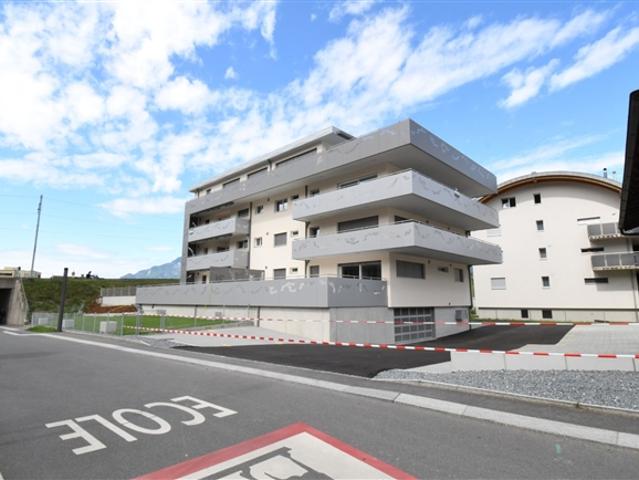 Neue Wohnung mit 4,5 Zimmern