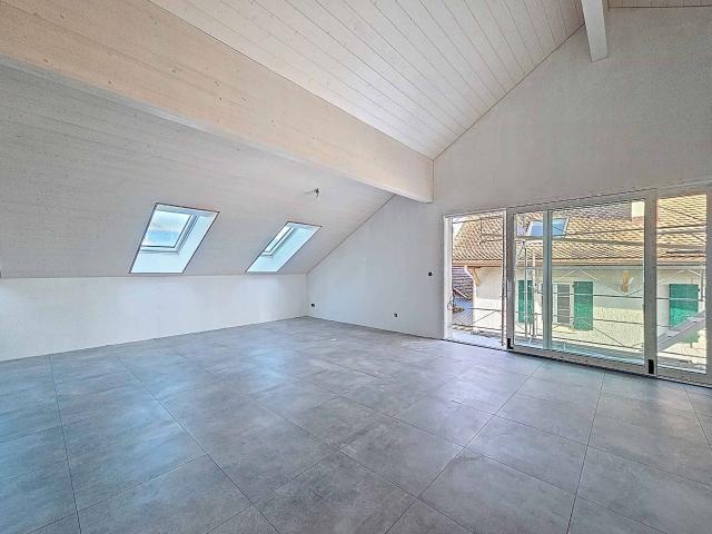 Neue Wohnung von 3,5 Zimmern mit Balkon