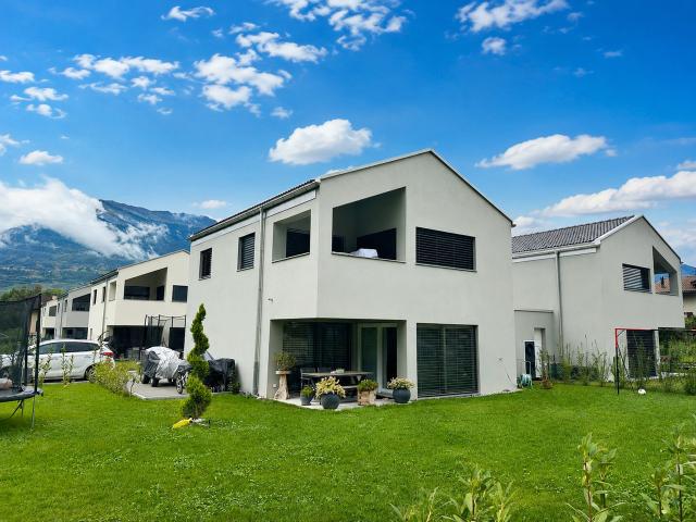 Neue zeitgenössische Villa