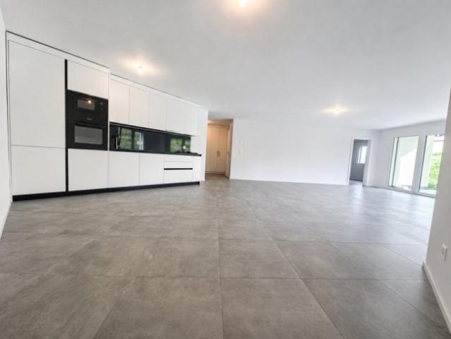 Neue 2,5 Zimmer Wohnung im ersten Stock in Farvagny