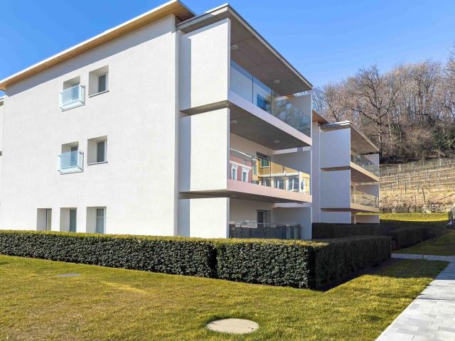 Neue 3.5 Zimmer Wohnung im Dachgeschoss in Caslano