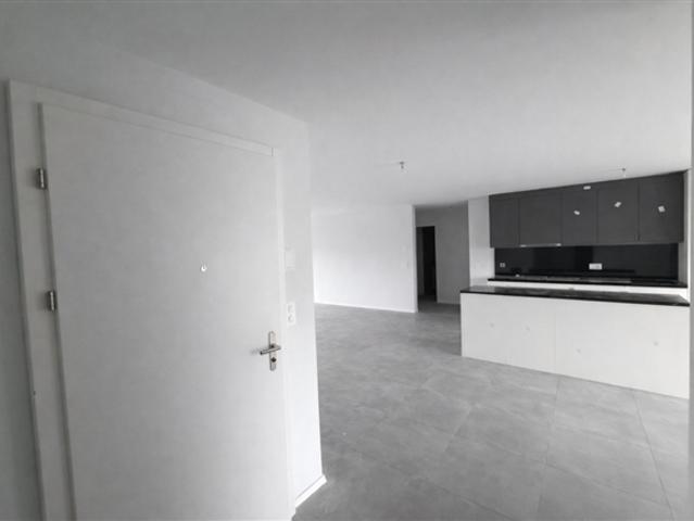 Neue 5,5 Zimmer Wohnung im ersten Stock in Farvagny