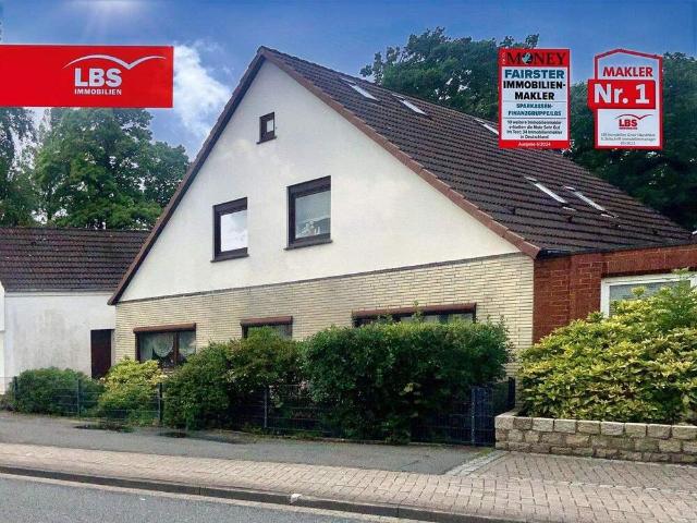 Neuenkirchen! Imposantes 1 2 Familienhaus in exzellenter Lage!