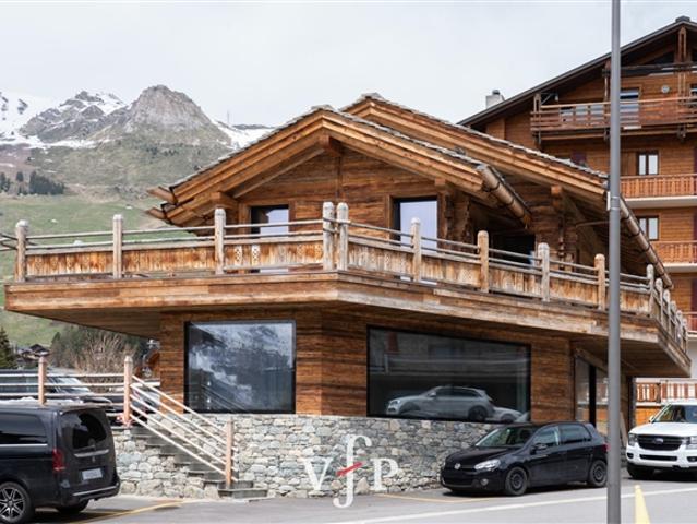 NEUES CHALET IM ZENTRUM VON VERBIER