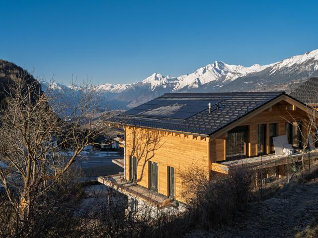 Neues Chalet in Lens 4 Zimmer, Bergblick und Fitness