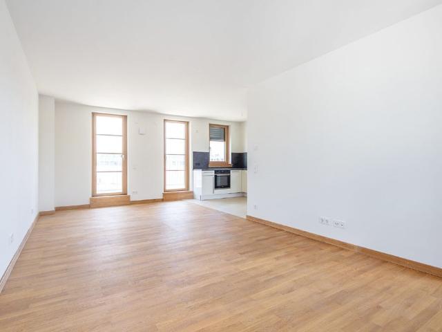 Neues Sendling! Luxuriöse Dachterrassenwohnung mit, EBK in U Bahnlage!