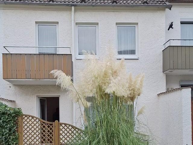 NEUER TOP PREIS! Hildesheim Marienburger Höhe Haus am See! Bezugsfreies Reihenhaus in ruhiger & bevorzugter Wohnlage!