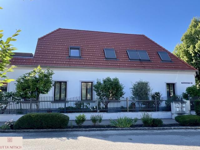 Neuer Preis Terrassenhaus mit Erdwärmeheizung und Einliegerwohnung Möllersdorf