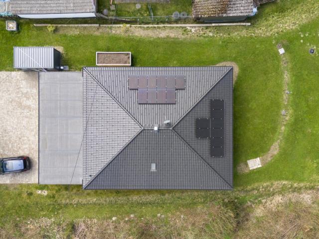 NEUER PREIS Neuwertiger Bungalow in Ebenthal: Ihr Traumhaus mit Terrasse und Solarenergie!