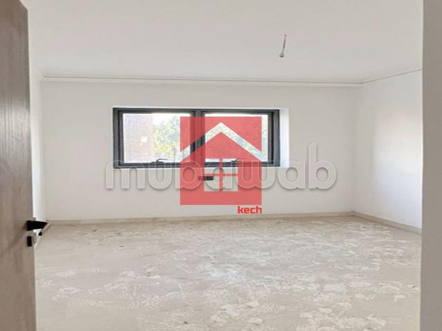 Neuf appartement avec terrasse à louer