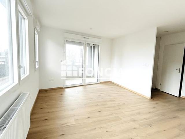 Neuf t3 avec place de parking residence bonna tèrra