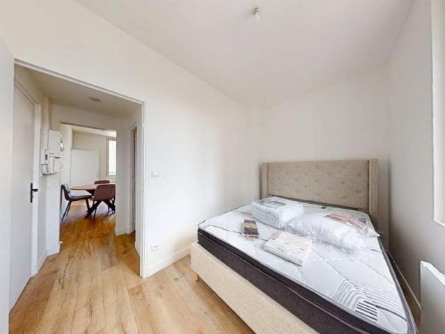 Neuf, 1 chambre, hyper centre: Hôtel de Ville et Coty à pied