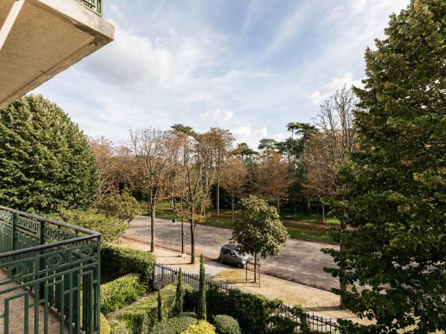 NEUILLY MADRID SAINT JAMES BOIS DE BOULOGNE