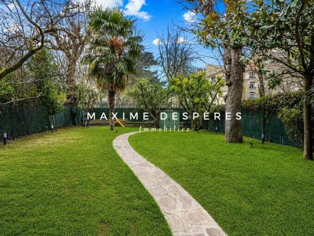 Neuilly Mairie Duplex rez de jardin