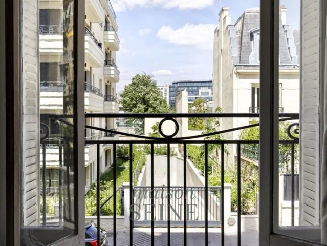 Neuilly Bois / Charles Laffitte Appartement 5 pièces Immeuble années 30