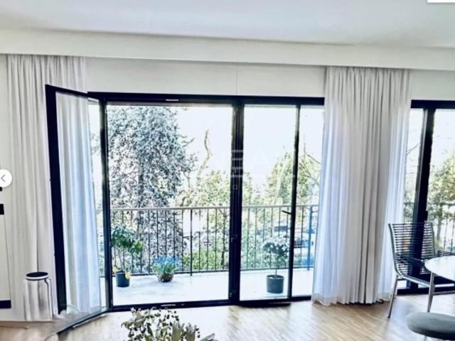 Neuilly Hôpital américain, Marymount Appartement rénové avec balcon