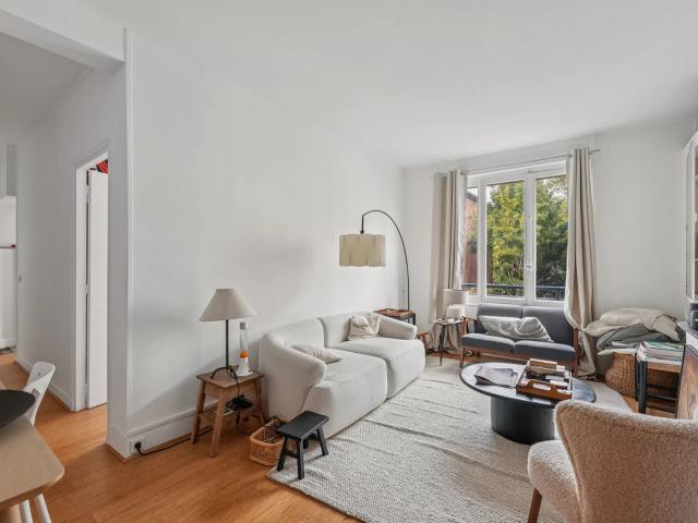NEUILLY LONGCHAMP: EXCLUSIVITE BEAU 3 PIECES DE 66M² + BALCON