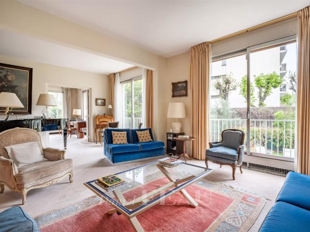 Neuilly Longchamp Familial cinq chambres 157m² Neuilly sur Seine