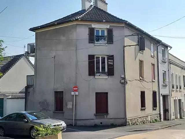 Neuilly Plaisance 93360 Achat / Vente appartement 1 pièce t1 cave