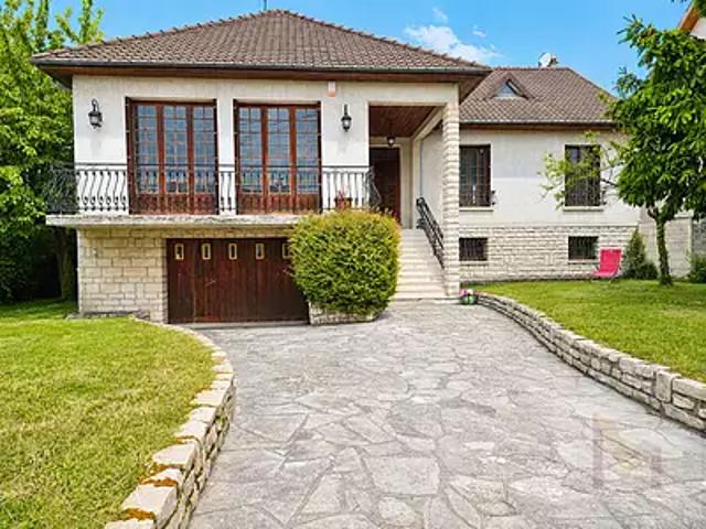 Neuilly Plaisance 93360 Achat / Vente maison 6 pièces t6 parking