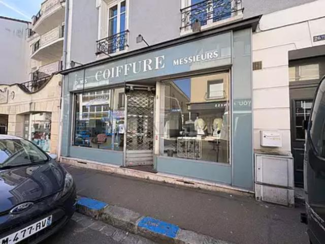 Neuilly Plaisance 93360 Location divers 2 pièces cave