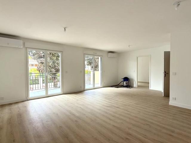 NEUILLY SUR MARNE 4 PIECES BALCON