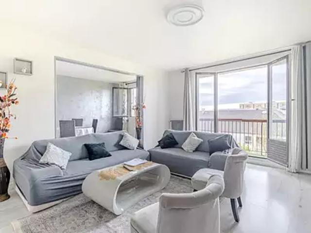 Neuilly sur Marne 93330 Achat / Vente appartement 5 pièces t5 balcon