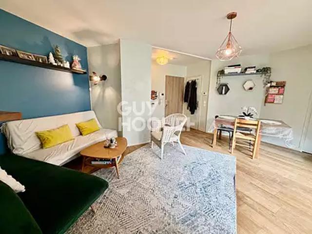 Neuilly sur Marne 93330 Achat / Vente appartement 2 pièces t2 au dernier étage parking