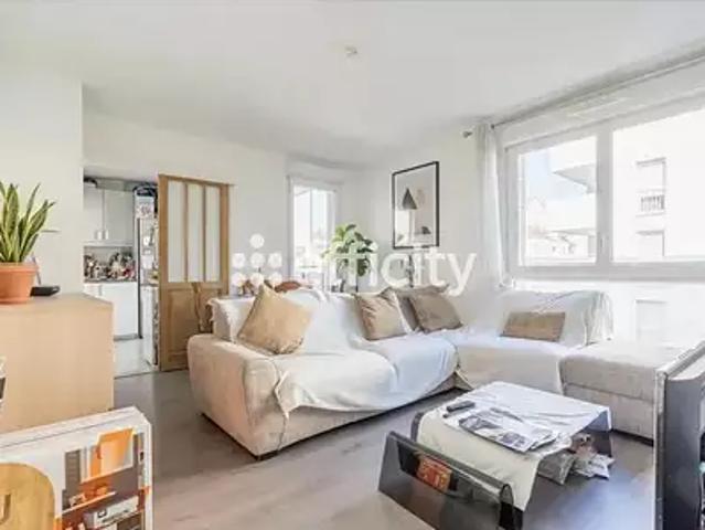 Neuilly sur Marne 93330 Achat / Vente appartement 3 pièces t3 balcon