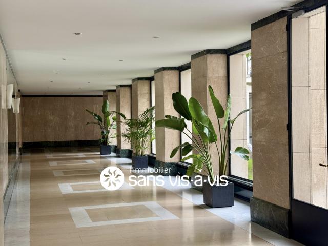 Neuilly sur Seine 5 chambres Parking cave