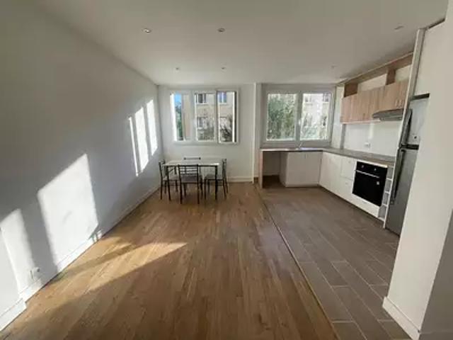 Neuilly sur Seine 92200 Location appartement 3 pièces t3