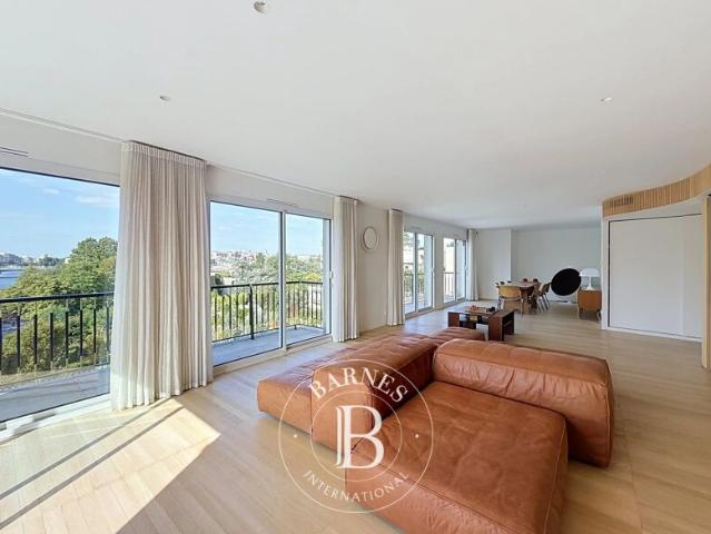 Neuilly sur Seine, Appartement 3 Chambres 208 m² en location