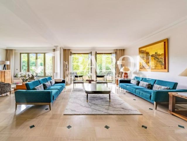 NEUILLY SUR SEINE CHEZY APPARTEMENT 7 PIECES 5 CHAMBRES 253 M2