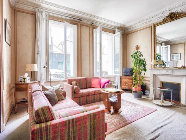 Neuilly Sur Seine Élégant appartement Haussmanien