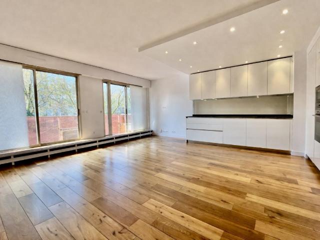 Neuilly sur Seine, Magnifique 3 Pièces avec Balcon et parking: NEUILLY SUR SEINE 92200 67.42 m² | GTF Location