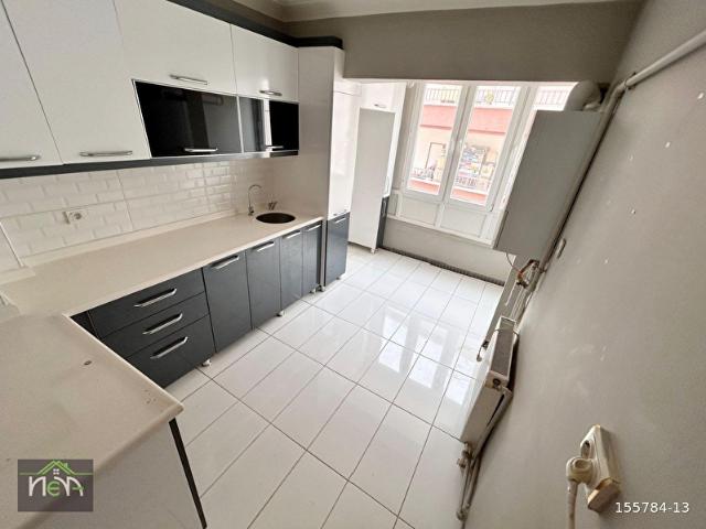 ! NEVA GAYRİMENKUL'DEN SİNCAN PLEVNE MAH. 3+1 110m ARA KATTA YAPILI FIRSAT SATILIK DAİRE !
