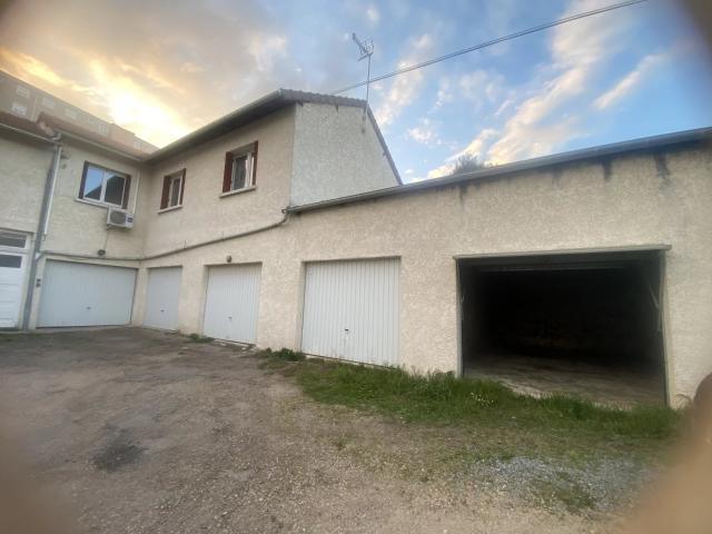 Nevers Location Parking / Garage 58