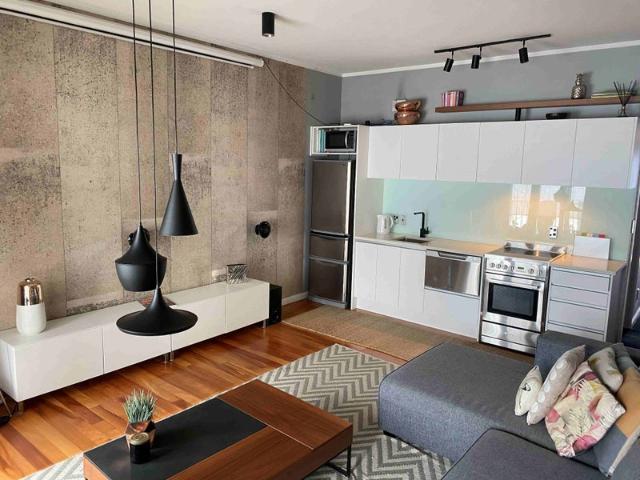 newton, 1 bedroom