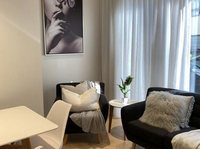 newton, 1 bedroom