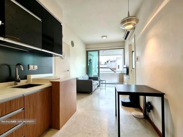 Newton Edge D9, Apartment