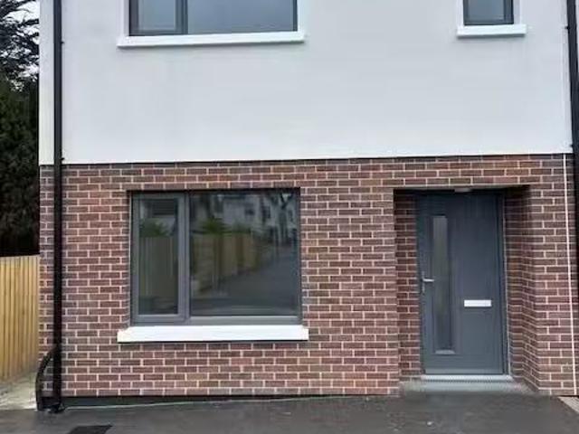 Newtown Cottages, Coolock, Dublin 17, D17K381