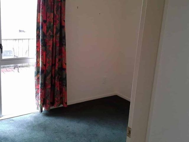 Newtown stand alone Townhouse