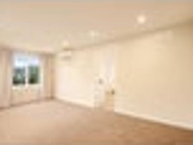 Newtown, 1 bedroom, $480 pw