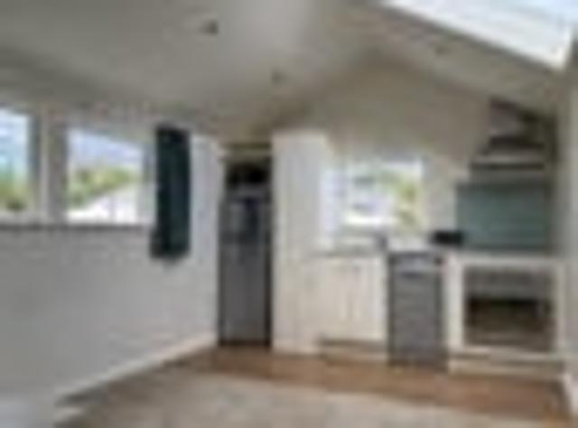 Newtown, 1 bedroom, $450 pw