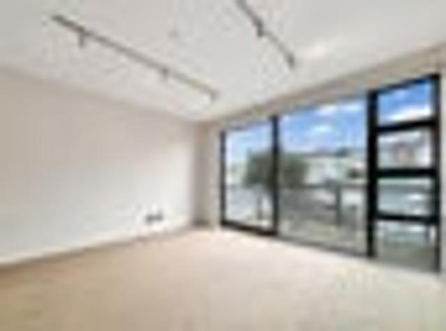 Newtown, 1 bedroom, $520 pw