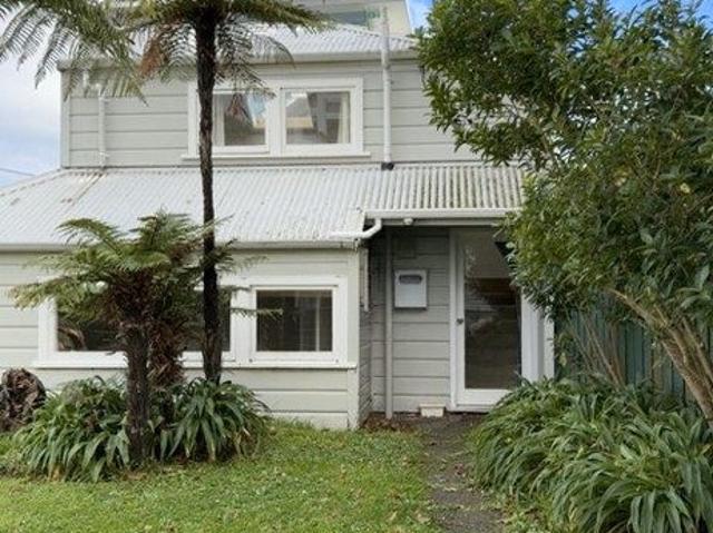 newtown, 1 bedroom
