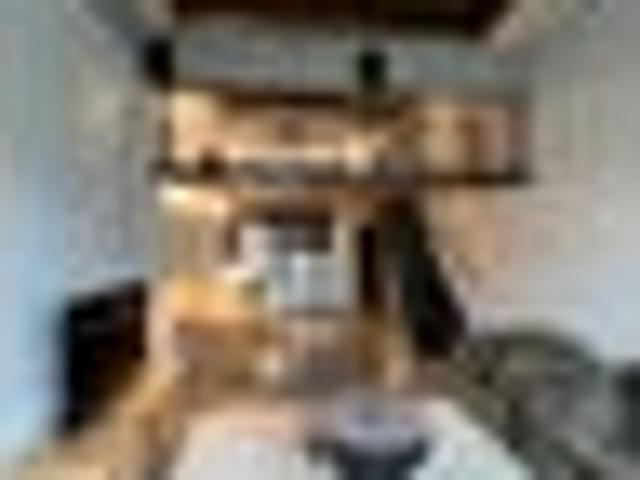 Newtown, 1 bedroom, $700 pw