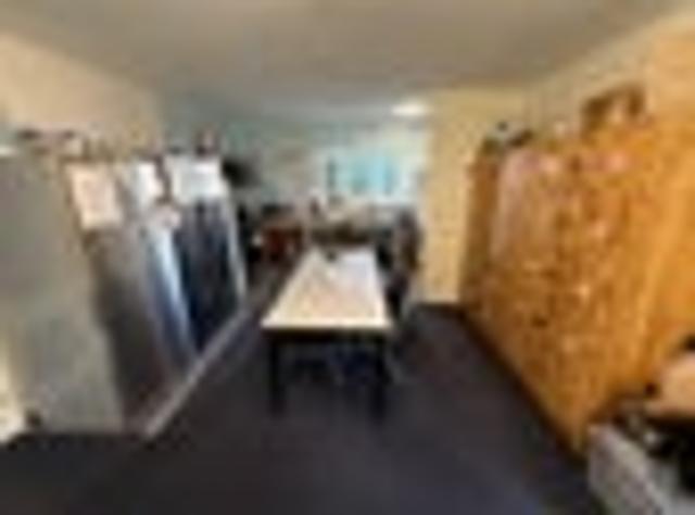 Newtown, 1 bedroom, $250 pw